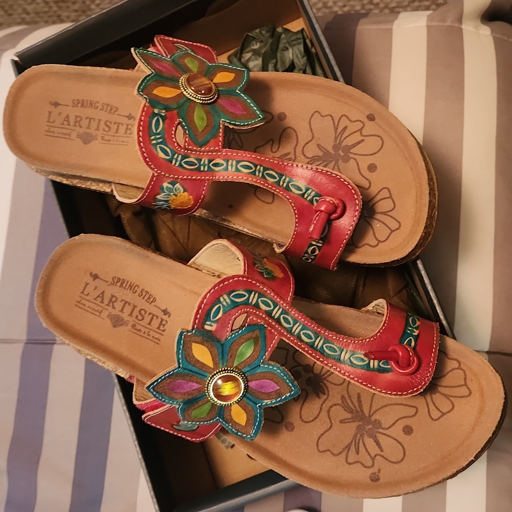 Sandles